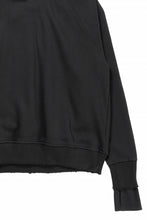 Load image into Gallery viewer, thom/krom RAGLAN SLEEVE HOODIE / SMOOTH SWEAT JERSEY (BLACK)