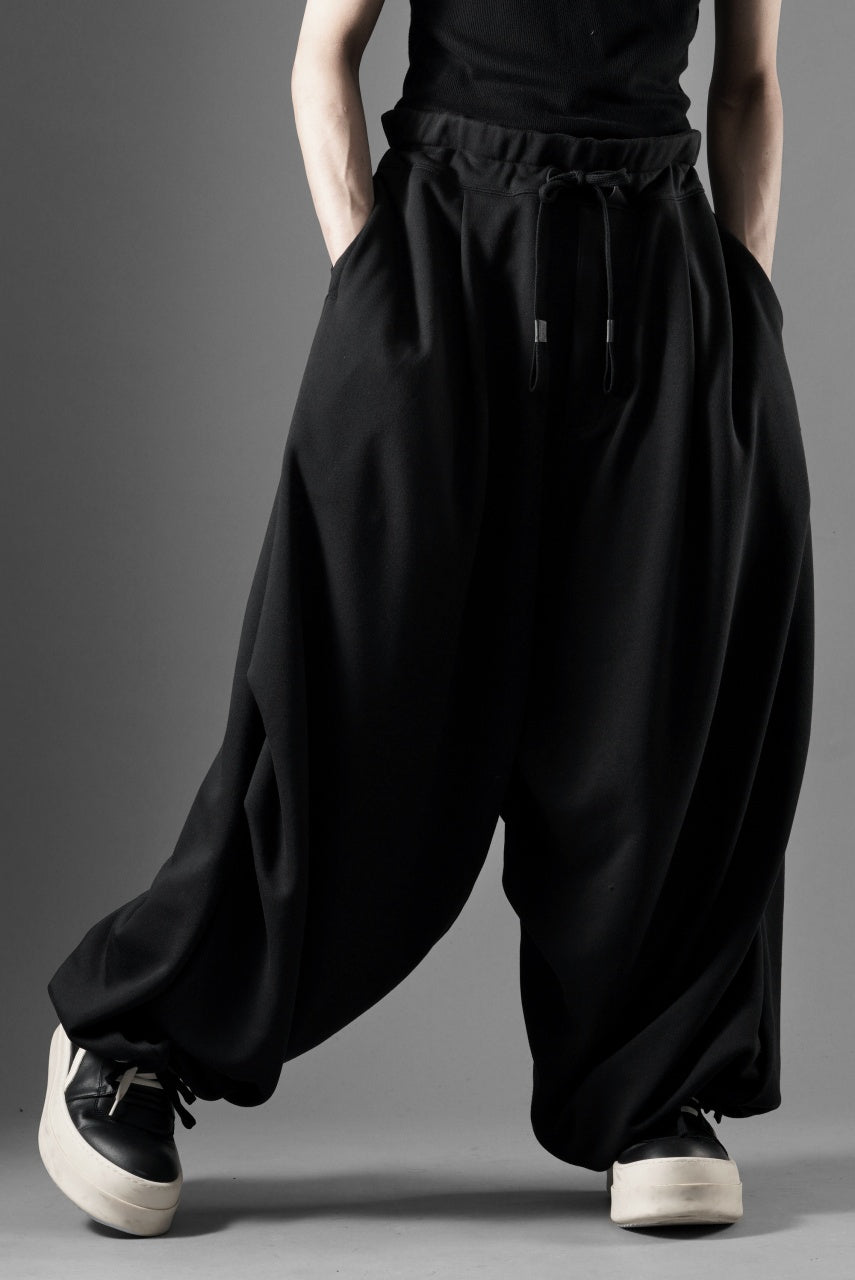 beauty:beast VOLUMETRIC SWEATPANTS (BLACK)