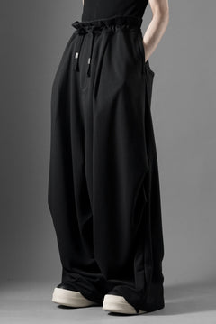 画像をギャラリービューアに読み込む, beauty:beast VOLUMETRIC SWEATPANTS (BLACK)