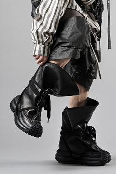 画像をギャラリービューアに読み込む, beauty : beast x MAGARIMONO x LOOM exclusive LEATHER SACK BOOTS (BLACK)