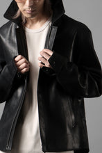 Load image into Gallery viewer, ierib EX-Collared Zip Jacket / Horse Nubuck Leather (BLACK)