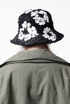 Load image into Gallery viewer, READYMADE x DENIM TEARS COTTON WREATH TWEED BUCKET HAT (BLACK)