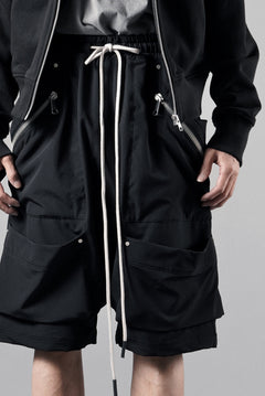 画像をギャラリービューアに読み込む, A.F ARTEFACT CARGO SHORTS / TECH SMOOTH (BLACK)