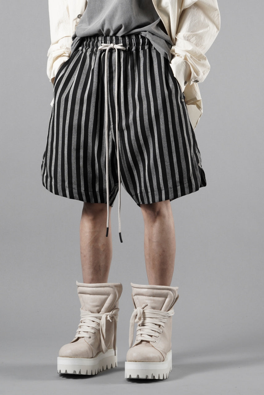 画像をギャラリービューアに読み込む, A.F ARTEFACT VERTICAL STRIPES SHORTS (BLACK x LIGHT GREY)