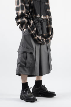 画像をギャラリービューアに読み込む, F/CE. TWIST POLYESTER WIDE SHORTS (GREY)
