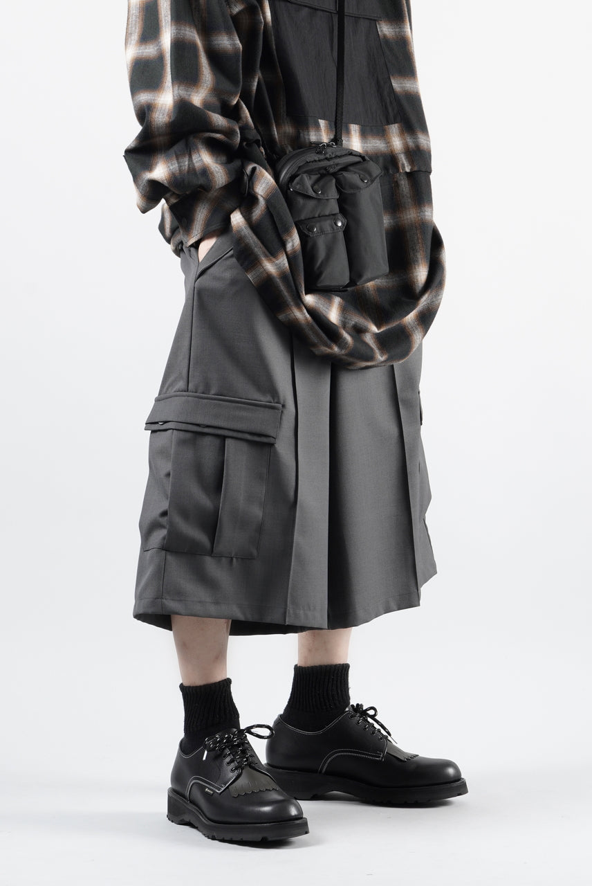 画像をギャラリービューアに読み込む, F/CE. TWIST POLYESTER WIDE SHORTS (GREY)