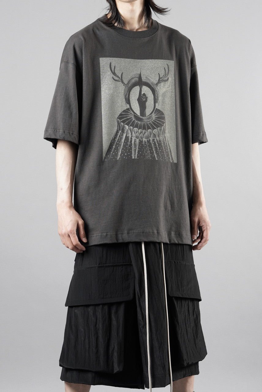 画像をギャラリービューアに読み込む, F/CE. MY QUEEN TEE  BY M.ENOMOTO (CHARCOAL)