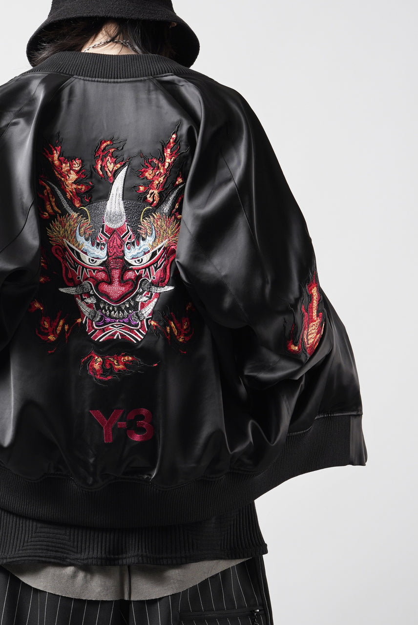 Load image into Gallery viewer, Y-3 Yohji Yamamoto GRAPHICS SOUVENIR JACKET / EMBROIDERY &amp; STRETCH SATIN (BLACK)