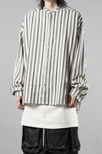 画像をギャラリービューアに読み込む, A.F ARTEFACT STAND COLLAR SHIRT / VERTICAL STRIPE (CREAM x LIGHT GREY)