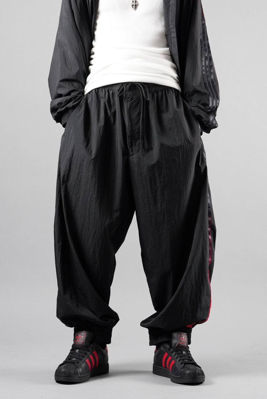 画像をギャラリービューアに読み込む, Y-3 Yohji Yamamoto M GRADIENT 3 STRIPES NYLON TRACK PANT (BLACK)