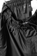 Load image into Gallery viewer, Y-3 Yohji Yamamoto OUTDOOR CARGO PANTS / RIPSTOP COTTON (BLACK)