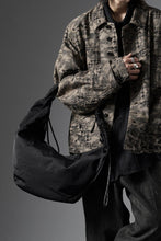 画像をギャラリービューアに読み込む, F/CE. TEXTURED TWILL BODY BAG (BLACK)