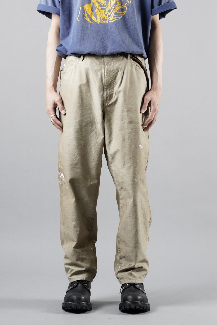 画像をギャラリービューアに読み込む, MADNESS RUSTIC DIRTY CHINO PANTS (BEIGE)