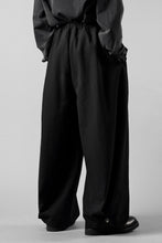 画像をギャラリービューアに読み込む, kujaku wide easy pants with hem button / P-317 (black)