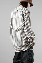 画像をギャラリービューアに読み込む, A.F ARTEFACT STAND COLLAR SHIRT / VERTICAL STRIPE (CREAM x LIGHT GREY)