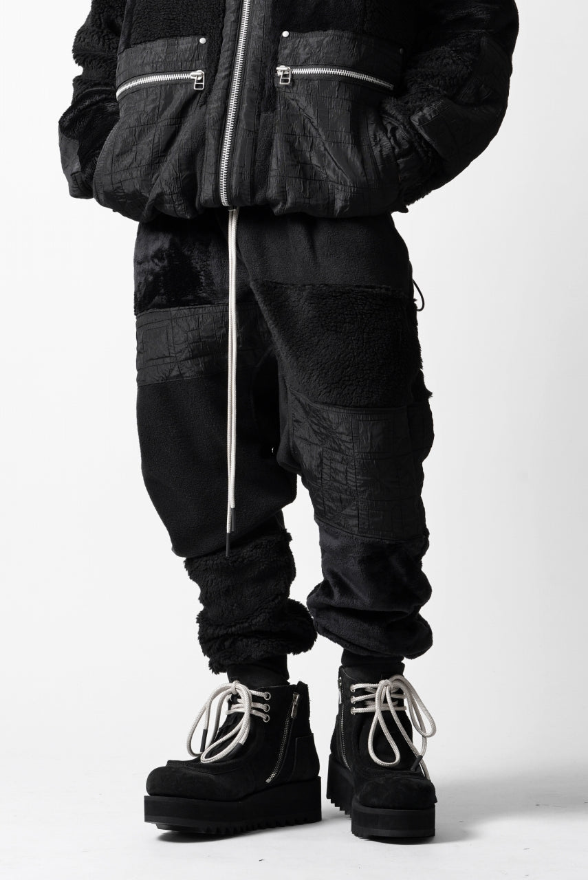 Load image into Gallery viewer, A.F ARTEFACT IRREGULAR PANELED FLEECE SARROUEL JODPHURS (BLACK)