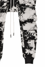 画像をギャラリービューアに読み込む, A.F ARTEFACT BELT CARGO SAROUEL JOGGER / MOTTLED DYING (BLACK x IVORY)