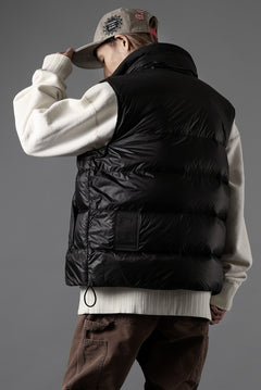 画像をギャラリービューアに読み込む, Ten c ASO DOWN VEST / PIECE DYED RIPSTOP 10 DEN + OJJ 11oz (BLACK)