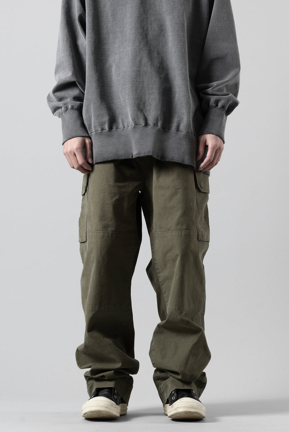 Load image into Gallery viewer, N/07 MILITARY TROUSERS M47 / BIO WASHED LIGHT-WEIGHT DUCK (OLIVE)