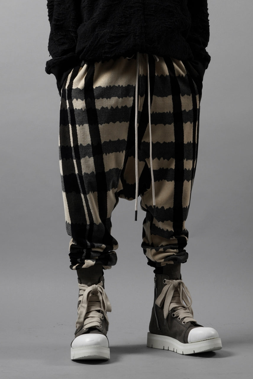 Load image into Gallery viewer, A.F ARTEFACT SAROUEL JOGGER PANTS / JACQUARD DEFORMED PLAID VELOR (BLACK x GREY x IVORY)