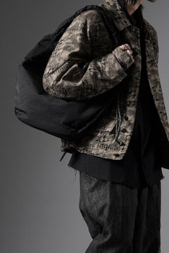 画像をギャラリービューアに読み込む, F/CE. TEXTURED TWILL BODY BAG (BLACK)