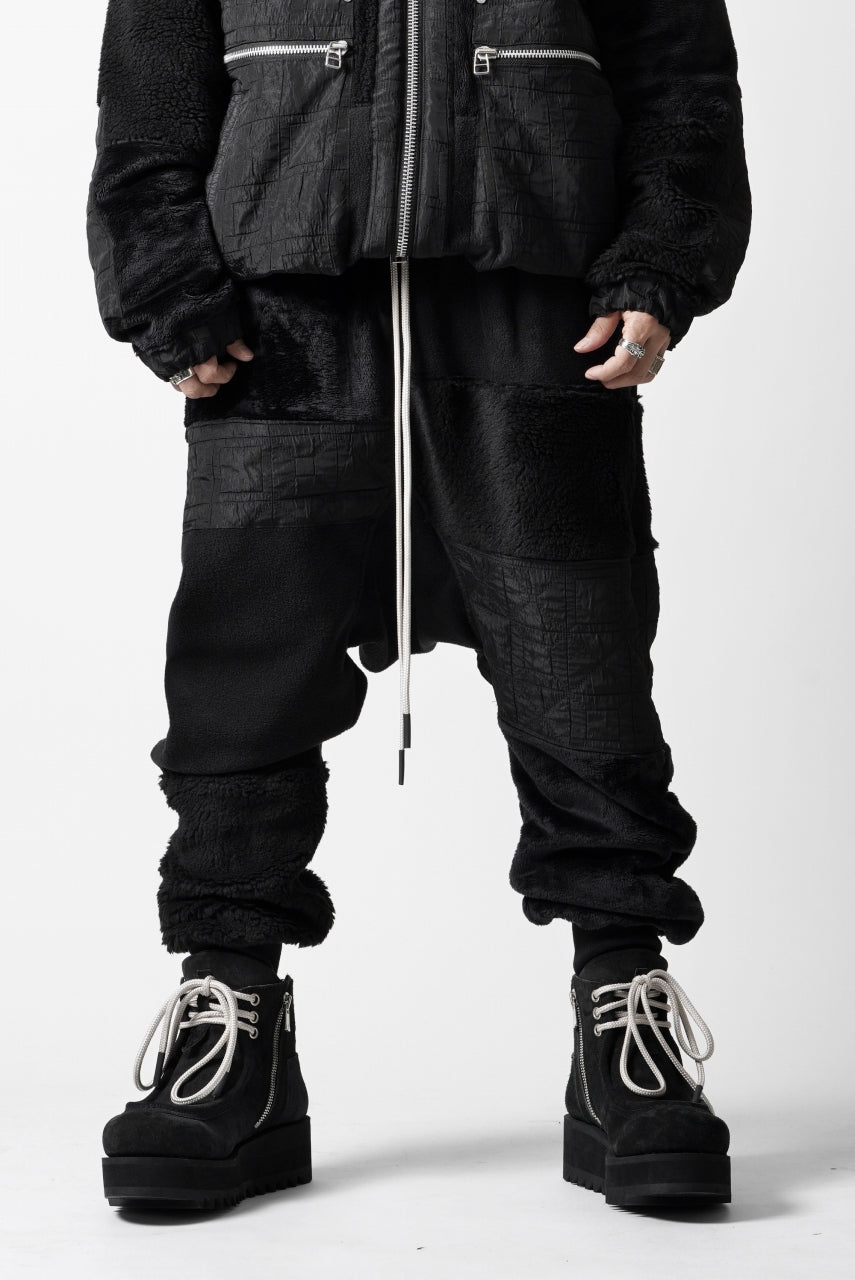 Load image into Gallery viewer, A.F ARTEFACT IRREGULAR PANELED FLEECE SARROUEL JODPHURS (BLACK)