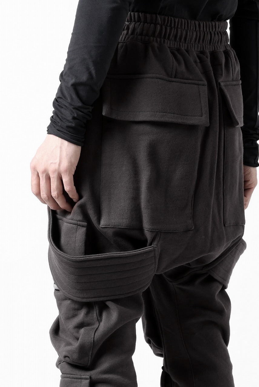 A.F ARTEFACT BELTED CARGO SARROUEL EASY PANTS (DARK GREY)