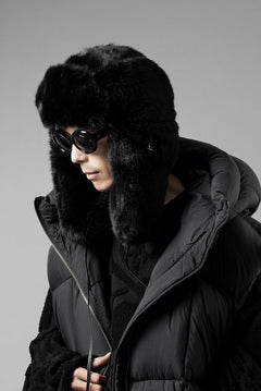 画像をギャラリービューアに読み込む, MASTERMIND WORLD x KANGOL® FAUX FUR TRAPPER (BLACK)