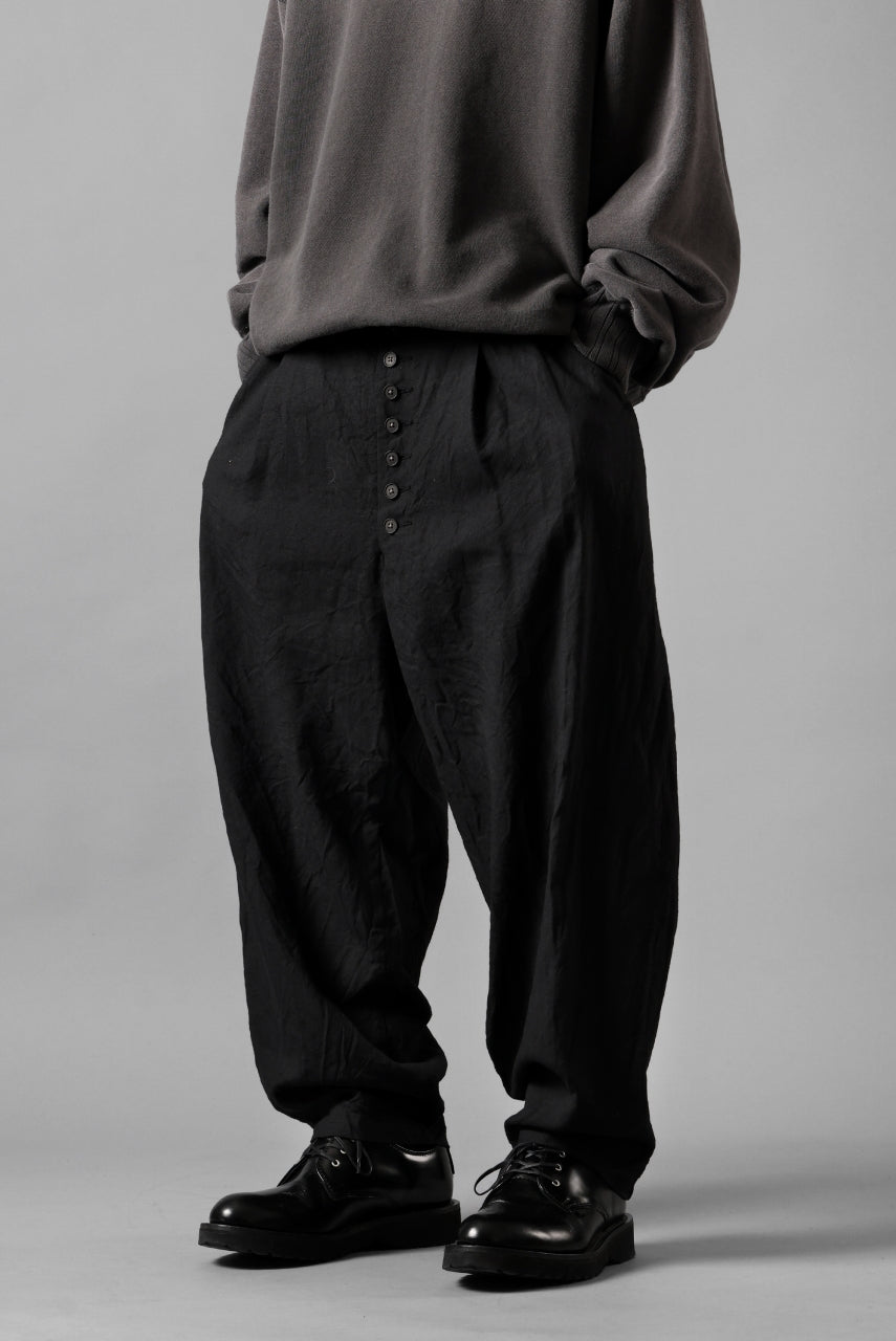 KLASICA "VICTOR" BACK SEAM TAPERED TROUSERS / "END ON END" SUPER 120's WOOL x HEMP (MATT BLACK)