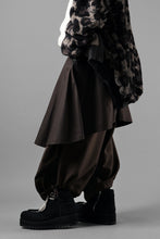 Load image into Gallery viewer, beauty : beast 8Q LAYERED SUPER WIDE SAROUEL PANTS (BROWN)