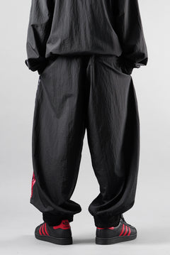 画像をギャラリービューアに読み込む, Y-3 Yohji Yamamoto M GRADIENT 3 STRIPES NYLON TRACK PANT (BLACK)