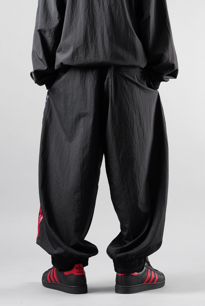 画像をギャラリービューアに読み込む, Y-3 Yohji Yamamoto M GRADIENT 3 STRIPES NYLON TRACK PANT (BLACK)