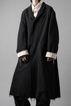 Load image into Gallery viewer, KLASICA "1983" CUT OFF CLASSIC STRAIGHT COAT / ALEXANDER TWILL MATT MIX (COAL BLACK)