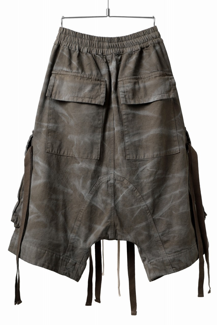 A.F ARTEFACT LOWCROTCH MILITARY WIDE SHORTS / VINTAGE DYED (KHAKI)