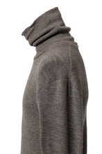 Load image into Gallery viewer, KLASICA SMOKE TURTLE NECK KNIT SWEAT TOP / WEANER WOOL RIB (FAWN)