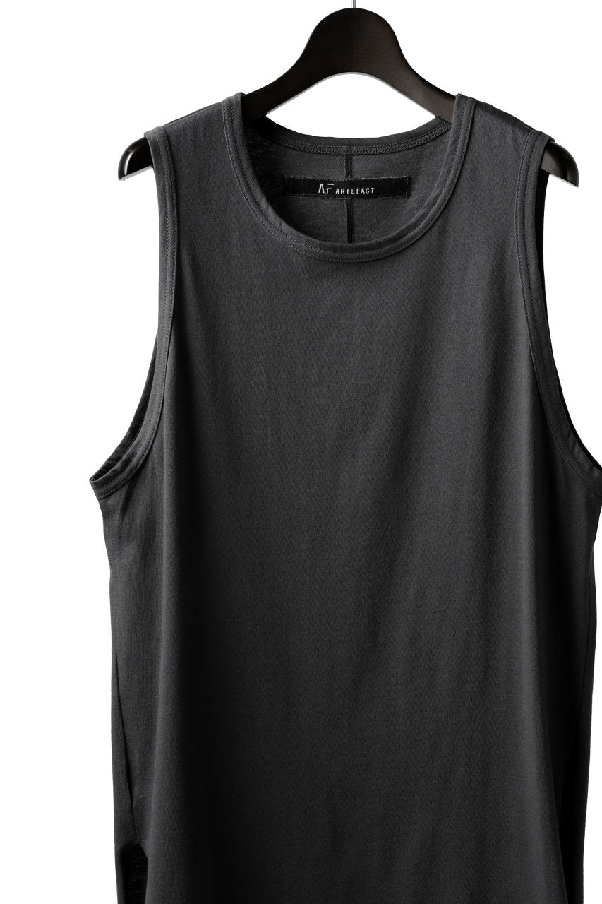 A.F ARTEFACT SIDE SLIT LONG TANK TOP (GREY)