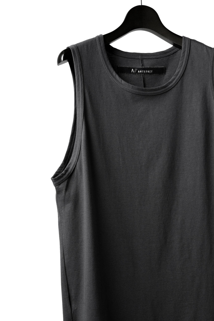 A.F ARTEFACT SIDE SLIT LONG TANK TOP (GREY)