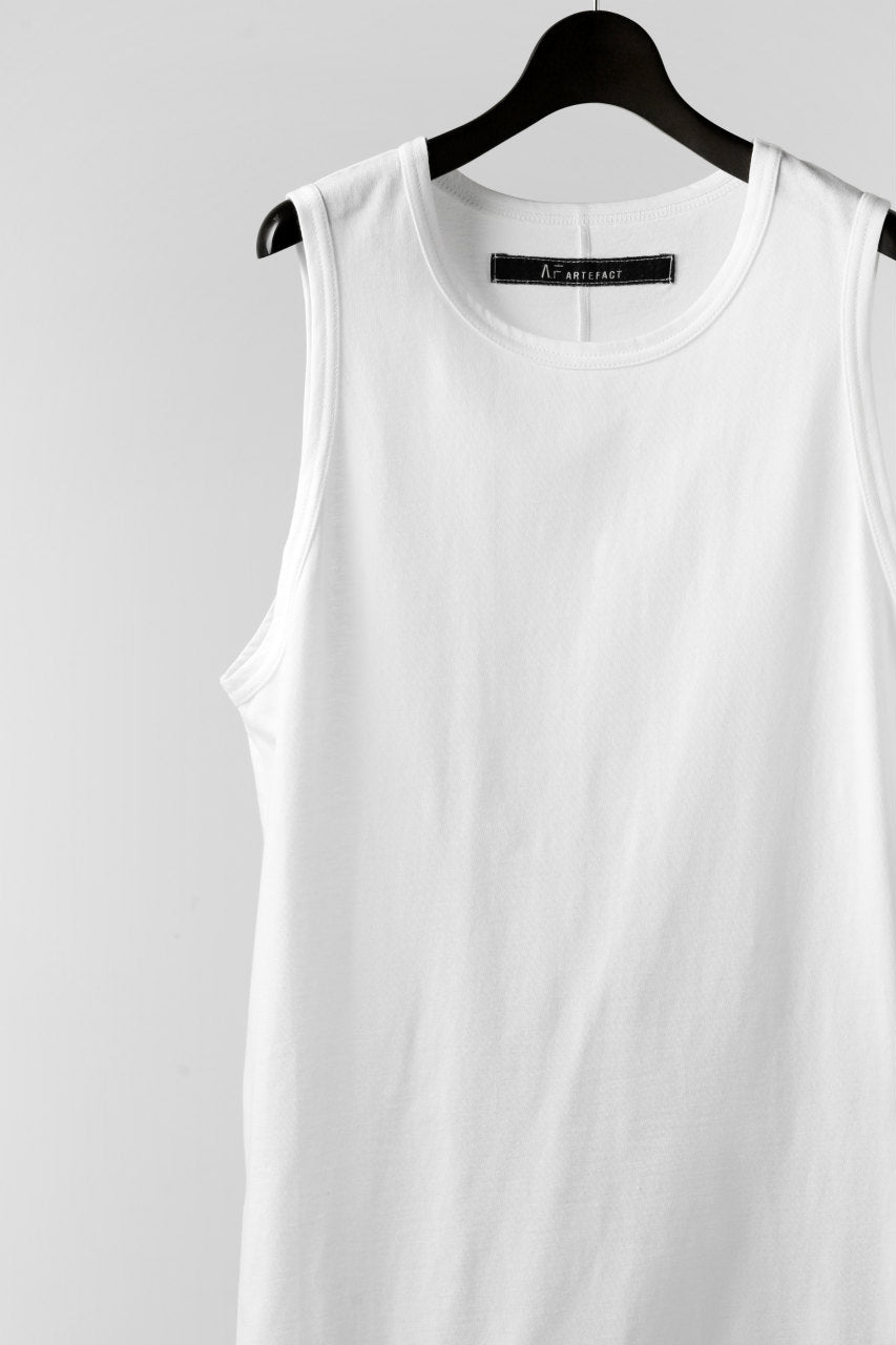 A.F ARTEFACT SIDE SLIT LONG TANK TOP (WHITE)