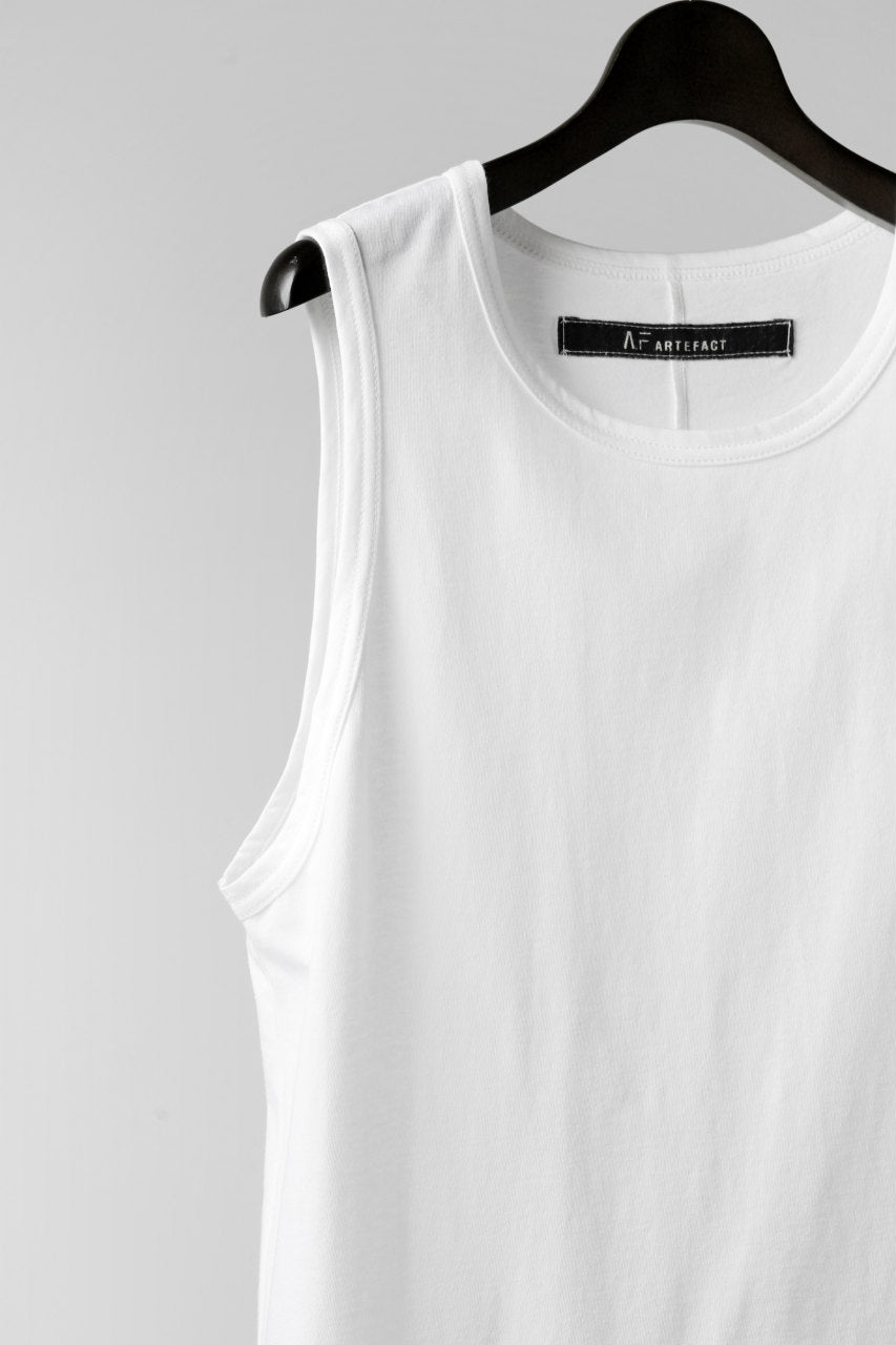 A.F ARTEFACT SIDE SLIT LONG TANK TOP (WHITE)