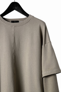 Load image into Gallery viewer, INDEPICT® × LOOM exclusive INVERSION TERRY LAYERED TOP (MOON GREY)