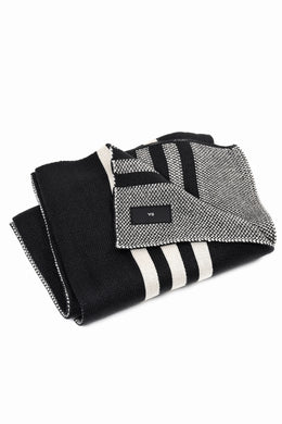 Y-3 Yohji Yamamoto 3 STRIPE SCARF (BLACK)