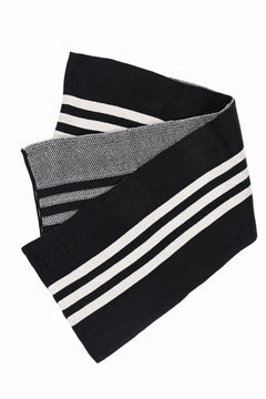 Load image into Gallery viewer, Y-3 Yohji Yamamoto 3 STRIPE SCARF (BLACK)