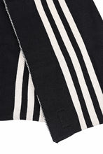 Load image into Gallery viewer, Y-3 Yohji Yamamoto 3 STRIPE SCARF (BLACK)