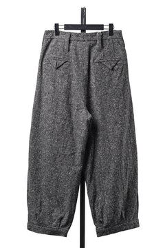 Load image into Gallery viewer, KLASICA "GL GOSSE-HS" RE DESIGNED BARREL TROUSERS / SOAKED HOMESPUN TWEED (GRAVEL)