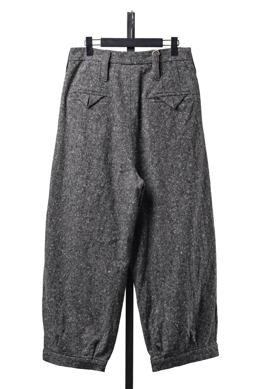 Load image into Gallery viewer, KLASICA "GL GOSSE-HS" RE DESIGNED BARREL TROUSERS / SOAKED HOMESPUN TWEED (GRAVEL)