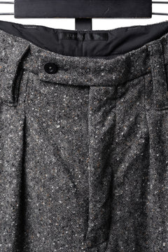 Load image into Gallery viewer, KLASICA "GL GOSSE-HS" RE DESIGNED BARREL TROUSERS / SOAKED HOMESPUN TWEED (GRAVEL)