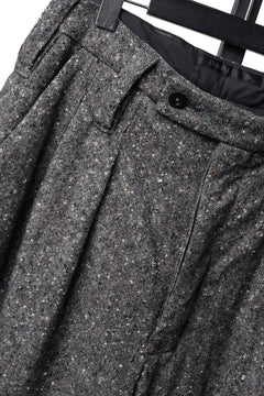 Load image into Gallery viewer, KLASICA "GL GOSSE-HS" RE DESIGNED BARREL TROUSERS / SOAKED HOMESPUN TWEED (GRAVEL)