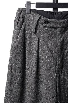Load image into Gallery viewer, KLASICA "GL GOSSE-HS" RE DESIGNED BARREL TROUSERS / SOAKED HOMESPUN TWEED (GRAVEL)