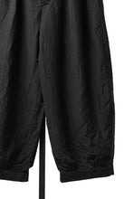 画像をギャラリービューアに読み込む, KLASICA "GL GOSSE-NN" RE DESIGNED BARREL TROUSERS / "NANAKO" WOVEN OXFORD (BLACK)