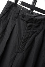 画像をギャラリービューアに読み込む, KLASICA "GL GOSSE-NN" RE DESIGNED BARREL TROUSERS / "NANAKO" WOVEN OXFORD (BLACK)